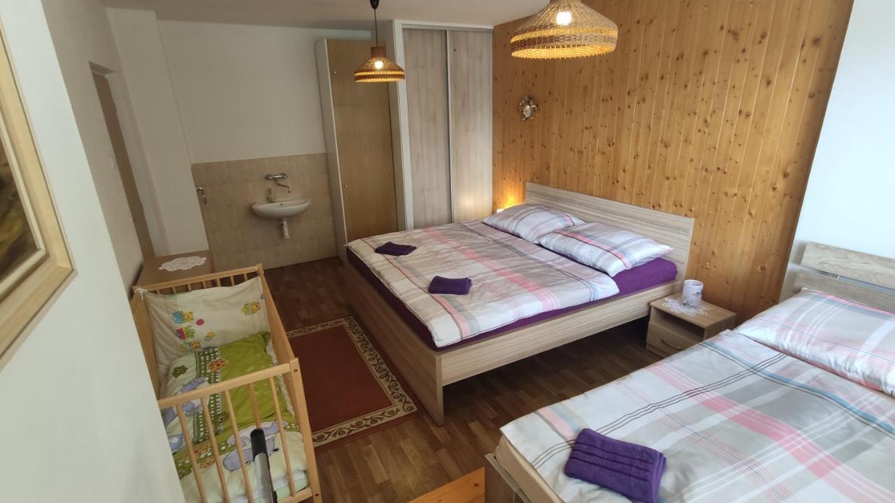 Privat Bea Podturen Exterior foto