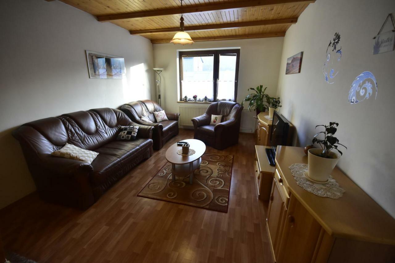 Privat Bea Podturen Exterior foto