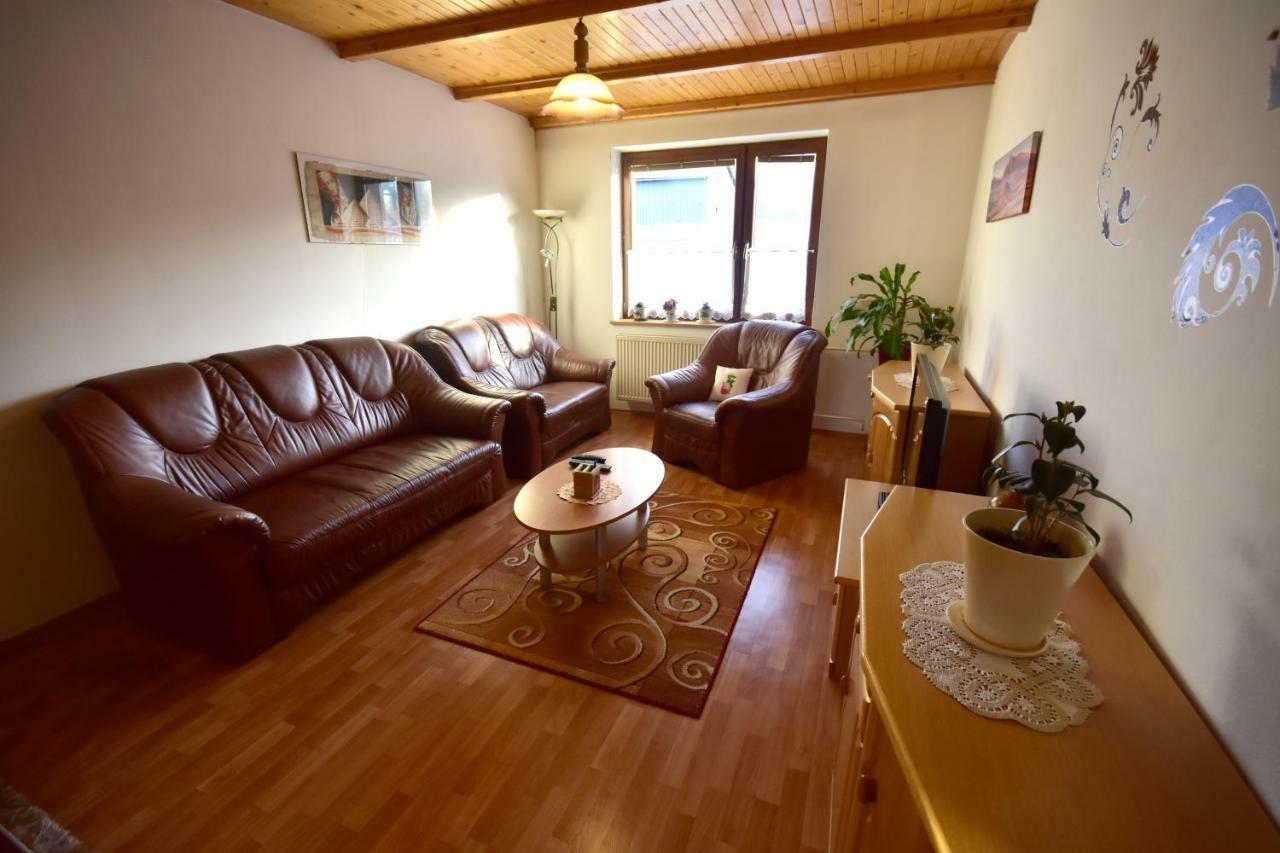 Privat Bea Podturen Exterior foto