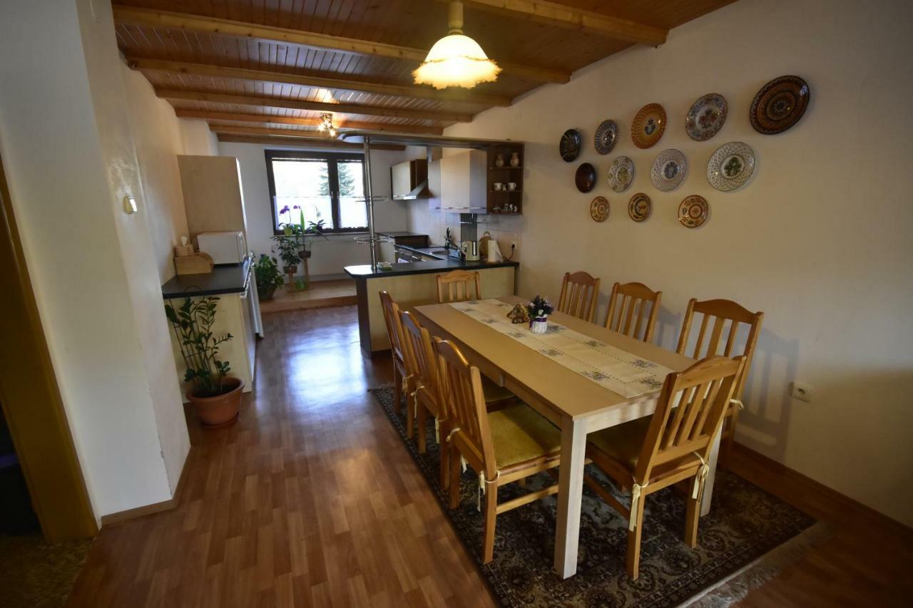 Privat Bea Podturen Exterior foto